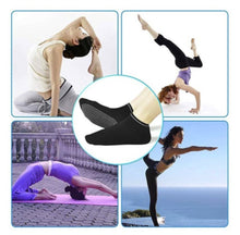 Load image into Gallery viewer, 4 Pairs Non Slip Sock Women Ladies Yoga Socks